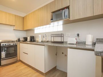DEPTO 3 AMB C/ BALCÓN Y COCHERA - VENTA / PALERMO
