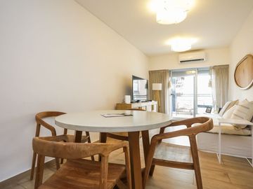 DEPTO 3 AMB C/ BALCÓN Y COCHERA - VENTA / PALERMO