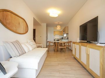 DEPTO 3 AMB C/ BALCÓN Y COCHERA - VENTA / PALERMO