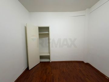 Venta dpto. 2 amb. con cocina y lavadero independ.