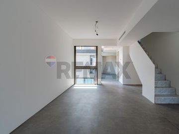 VENTA DEP 4 AMB CON TERRAZA AZCUY DONNA VITA