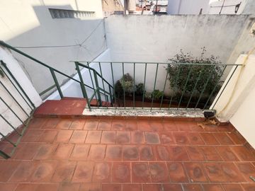 VENTA CASA TIPO  PH  P AVELLANEDA PARRILL TERRAZA