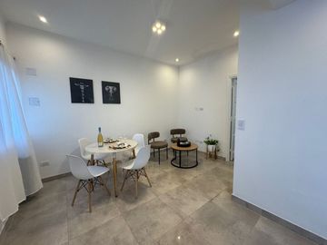 VENTA PH DE DOS AMB RECICLADO CON PATIO