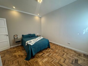 VENTA PH DE DOS AMB RECICLADO CON PATIO