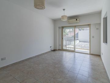 Venta 2 amb c/patio balcón apto crédito Santa Rita