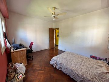 DEPTO 4 AMB EN VENTA CON BALCON PARQUE AVELLANEDA