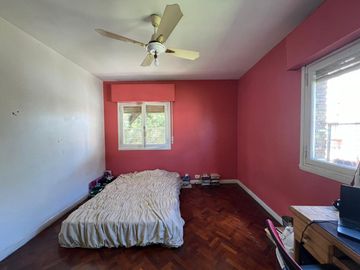 DEPTO 4 AMB EN VENTA CON BALCON PARQUE AVELLANEDA