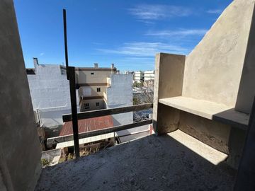 Monoambiente 4to piso - Balcón con Parrilla!