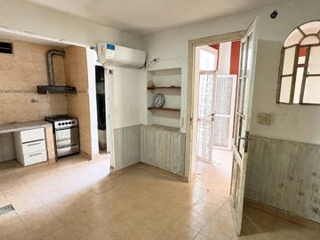 VENTA CONSULTORIOS ENT INDEP Y TERRAZA FLORES
