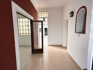 VENTA CONSULTORIOS ENT INDEP Y TERRAZA FLORES