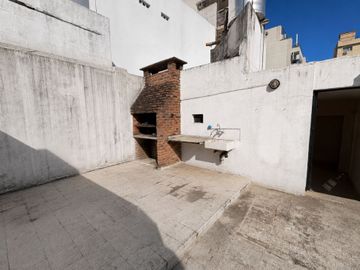 VENTA CONSULTORIOS ENT INDEP Y TERRAZA FLORES