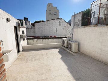 VENTA PH 6 AMB ENTRADA INDEP TERRAZA PROPIA FLORES