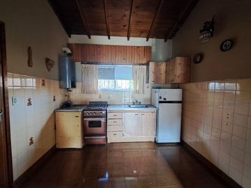VENTA DE CASA EN SAN CLEMENTE DEL TUYU