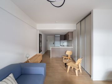 VENTA DEPTO 2 AMB EN RECOLETA CON AMPLIO BALCON