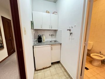 VENTA OFICINA MICROCENTRO