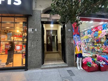 VENTA OFICINA MICROCENTRO