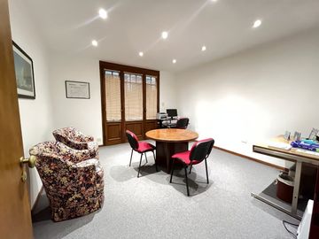 VENTA OFICINA MICROCENTRO