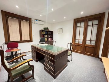 VENTA OFICINA MICROCENTRO