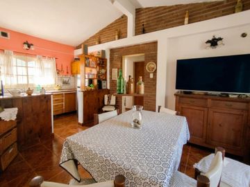 Casa Quinta sobre 2 lotes Fco Álvarez, Moreno