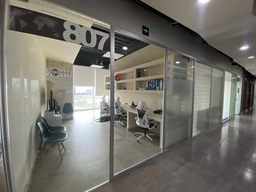 SE VENDE O SE RENTA  OFICINA EN World Trade Center de Querétaro