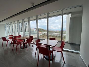 SE VENDE O SE RENTA  OFICINA EN World Trade Center de Querétaro
