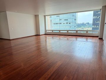 Exclusivo Departamento Recién Remodelado en Av. Santa Fe
