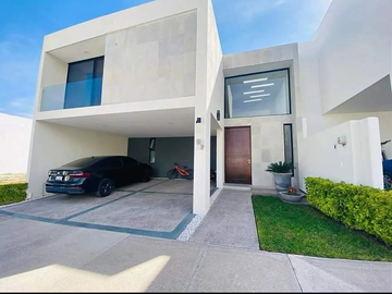 Casa en Venta al Norte de Aguascalientes