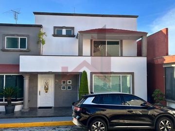 Casa en Ciudad Satélite
