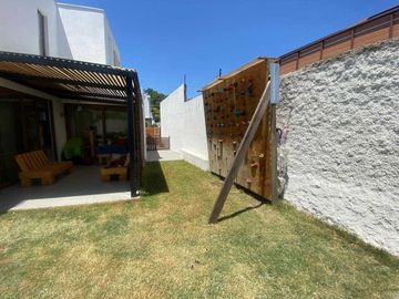 Casa en venta  en LAS CONDES
