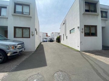 Casa en venta  en LAS CONDES