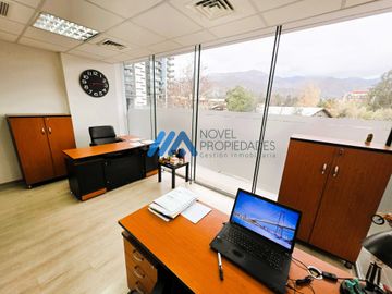 Oficina en arriendo  en LO BARNECHEA