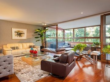 Exclusivo Departamento de 360 m2  Palier Privado