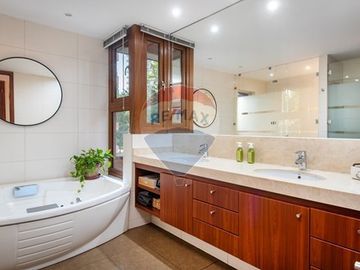 Exclusivo Departamento de 360 m2  Palier Privado