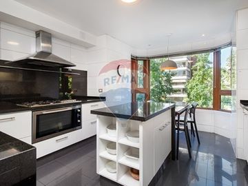 Exclusivo Departamento de 360 m2  Palier Privado