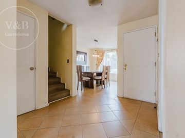Casa 5D 3B en Valle Lo Campino, Quilicura