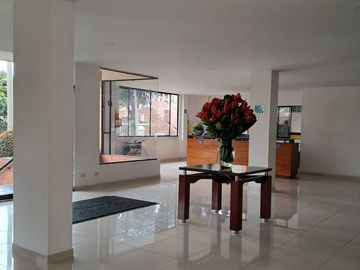Apartamento en venta de 3 hab. en Reserva de la Antigua, Bogotá