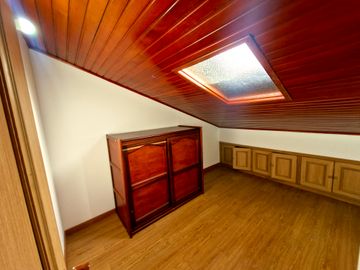 Apartamento en venta de 6 hab. en Rafael Nuñez, Bogotá