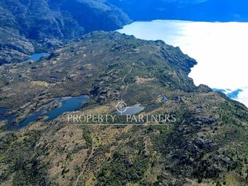Patagonia, 84has orilla lago Cochrane