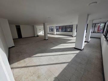 ARRIENDO de LOCALES en CALI