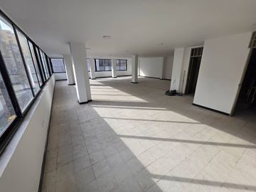 ARRIENDO de LOCALES en CALI