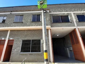 ARRIENDO de BODEGAS en ItaguÃ­