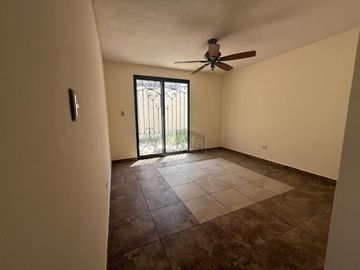 Casa en renta, Bosques de las Cumbres, Monterrey, Nuevo León
