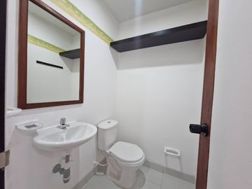 Oficina en arriendo, centro internacional Bogotá