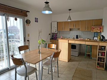 VENTA DEPTO 1 DORMITORIO - CONSTITUCIÓN 1700 - ECHESORTU