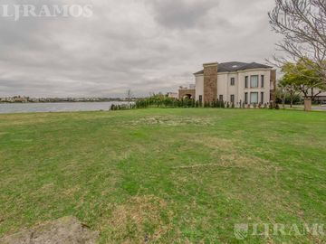 Lote de 1033 m2 a la laguna en venta en SANTA TERESA