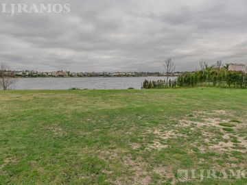 Lote de 1033 m2 a la laguna en venta en SANTA TERESA