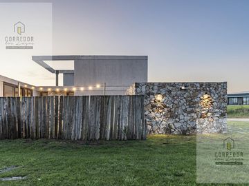 VENTA, CASA, COSTA ESMERALDA, RESIDENCIAL II, LOTE AL 100.