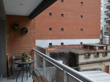 VENTA 3 AMBIENTES CON PALIER PRIVADO, SUITE, BALCÓN Y AMENITIES – MENDOZA AL 3000