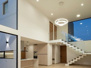 CASA EN VENTA NUEVA EN GRAND JURIQUILLA