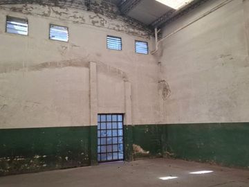 Galpón Venta 1.250 m² Doble Frente - Lanús Oeste